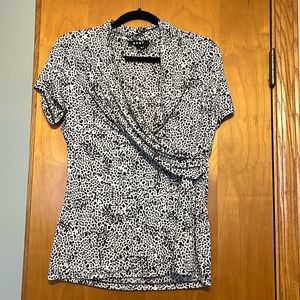 DKNY top